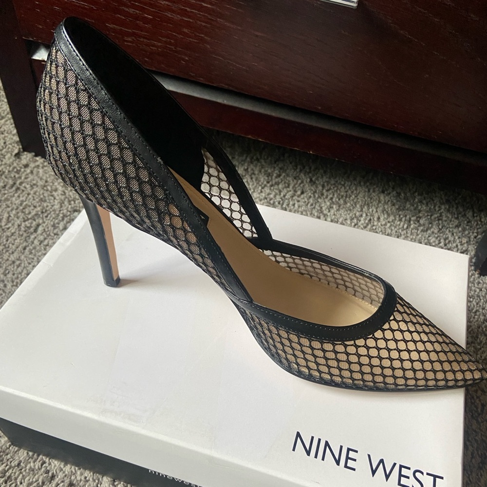 Nine West Black Mesh Women's Heels size 11 - Picture 6 of 8